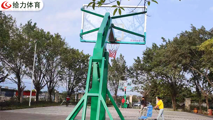清遠(yuǎn)籃球架廠家